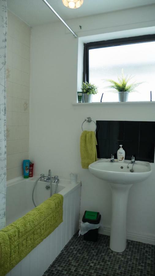 Danny'S Place Derry Extérieur photo